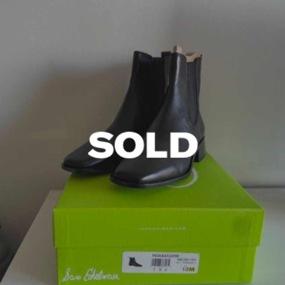 SOLD NWT Sam Edelman Thelma Chelsea Boot; Size 10; Black